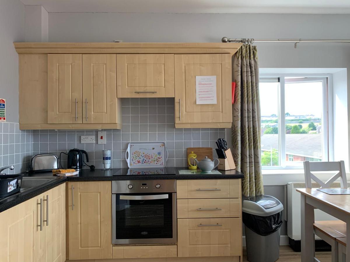 Priory House, Student Accommodation, Manor Village Apartments, Cork Road, X91W427 Waterford Ngoại thất bức ảnh